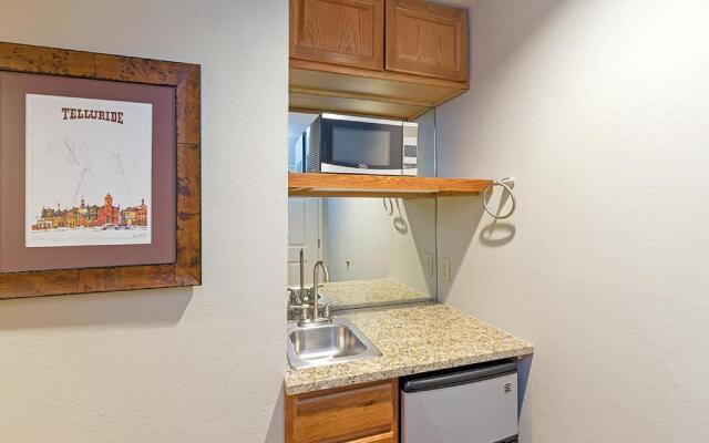 Lulu 6P - A Sophisticated Condo