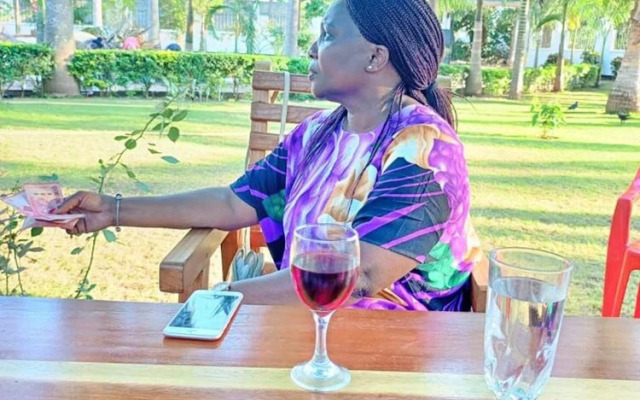 Dar es Salaam-sleeps8-parking-garden-pet Friendly
