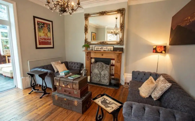 Treherne House & The Malvern Retreat