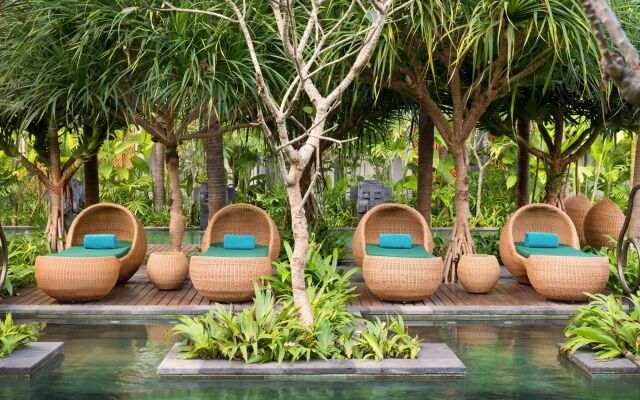 Отель Indigo Bali Seminyak Beach
