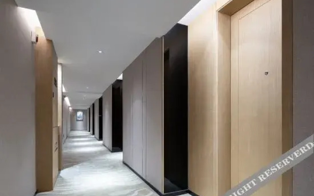Nanting Hotel (Changsha Wuyi Square Helong Gymnasium)