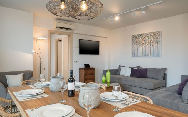 Trianon Luxury Apartments & Suites