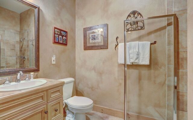 3056 The Timbers 1 Bedroom Condo by RedAwning