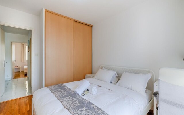 Bright Apartment in the Heart of Joliette