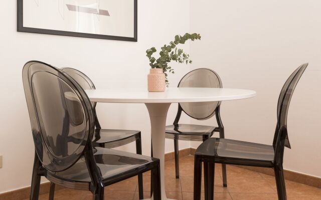 Bright 2BR in San Pietro / Vaticano by Sonder