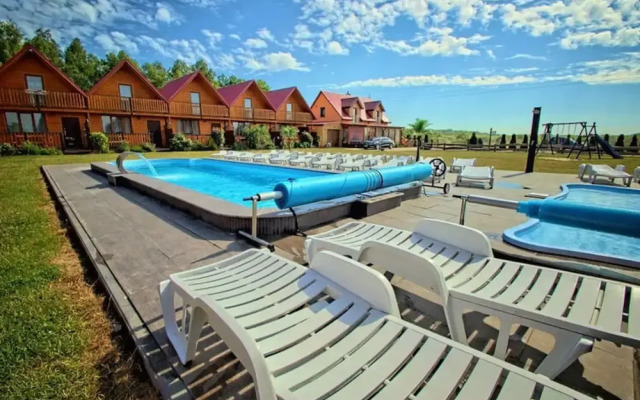 Cottage in Jaroslawiec Near Seaside Beach