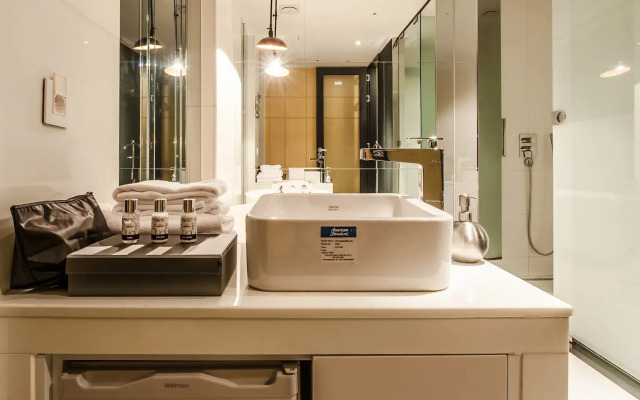 SR Hotel Sadang
