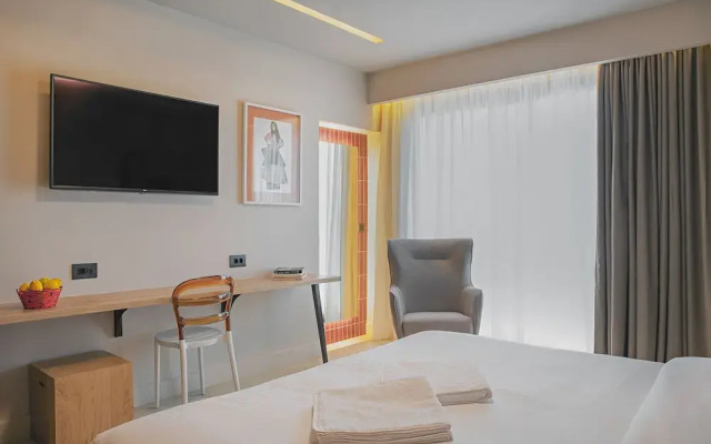 Pavo Art Hotel