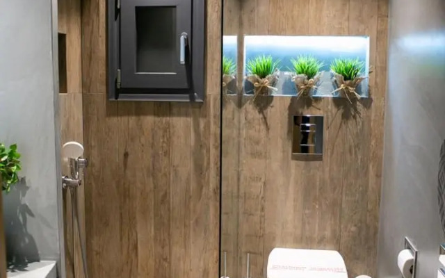 modeRn EST.6