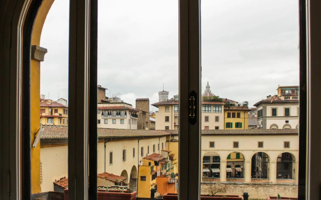 Ponte Vecchio 3 bedroom apartment