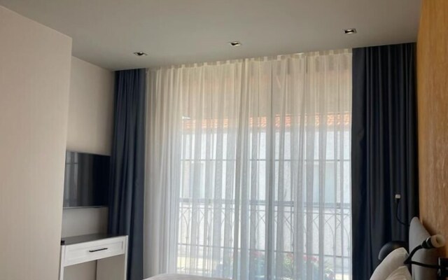 Dubh Linn Hotel
