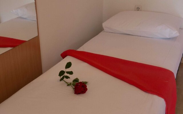 Lovely Holiday Home in Pakostane With Swimming Pool