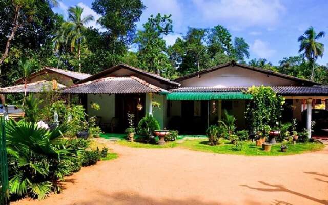 Lal HomeStay