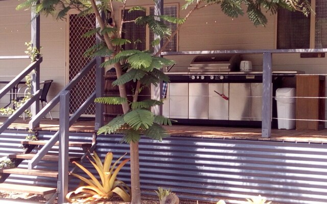 Silver Wattle Caravan Park