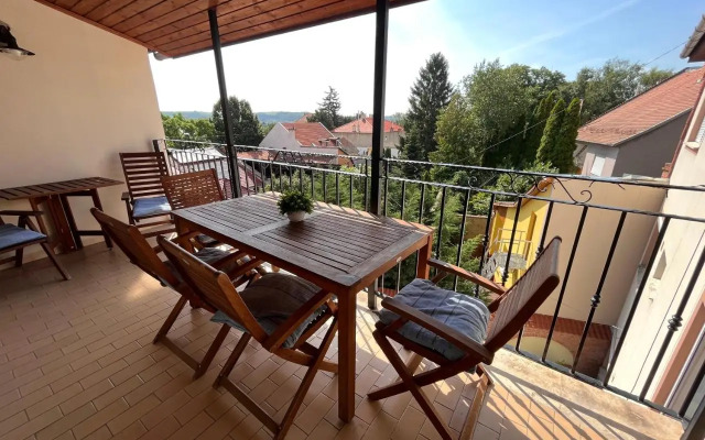 Pacsirta Apartman Grand