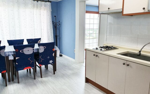 Memoria Pool Villa Family Pension