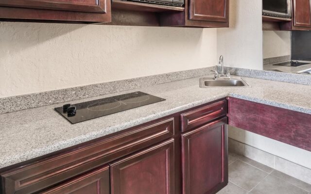 Studio 6 Lake Jackson, TX