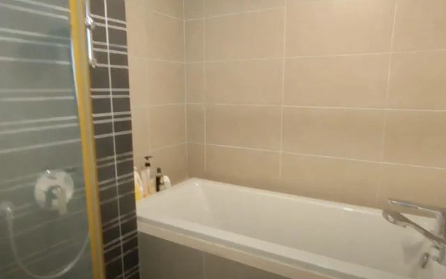 Teega Suite 3BD Seaview Puteri Harbour