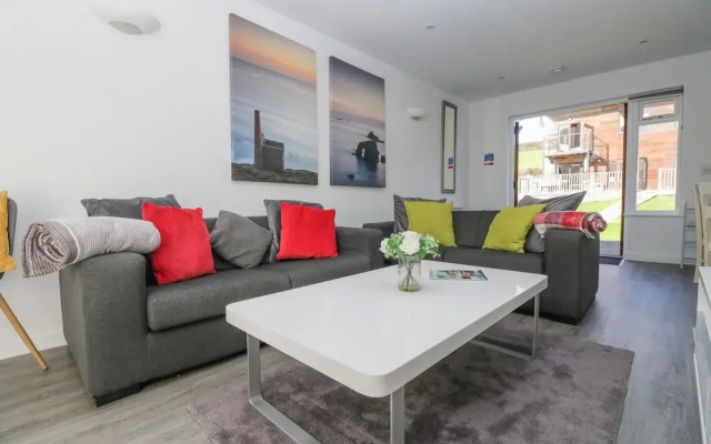 Sea Breeze 17 Gannel