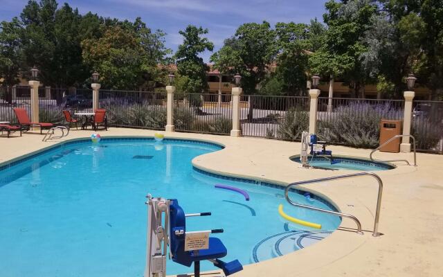 Best Western Plus Greenwell Inn