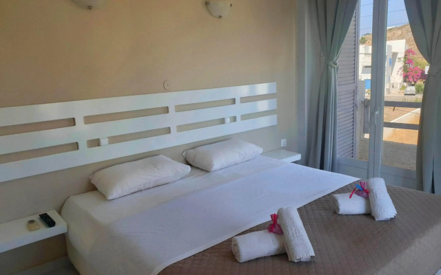 Syros Holidays