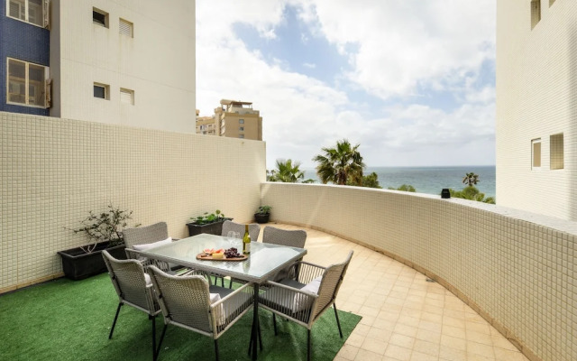 Seaside Escape with Private Patio by Sea N Rent
