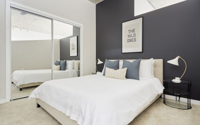 Desirable Midtown Suites by Sonder
