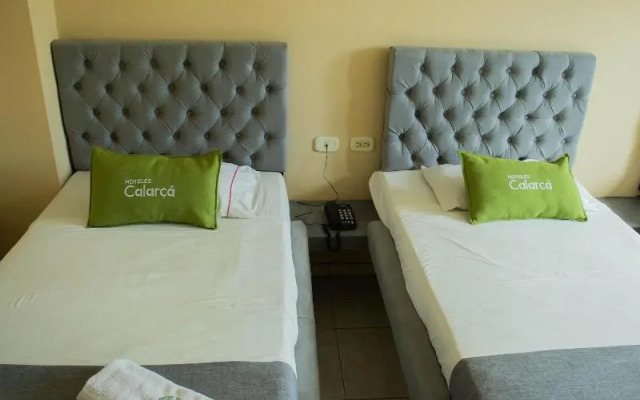 Hotel Calarca N2