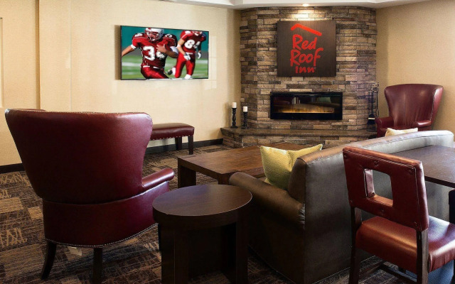 Red Roof Inn & Suites Omaha - Council Bluffs