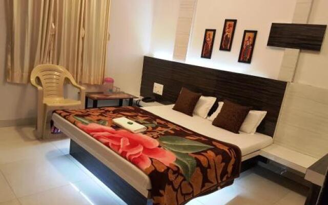 Hotel Vighnaharta Palace