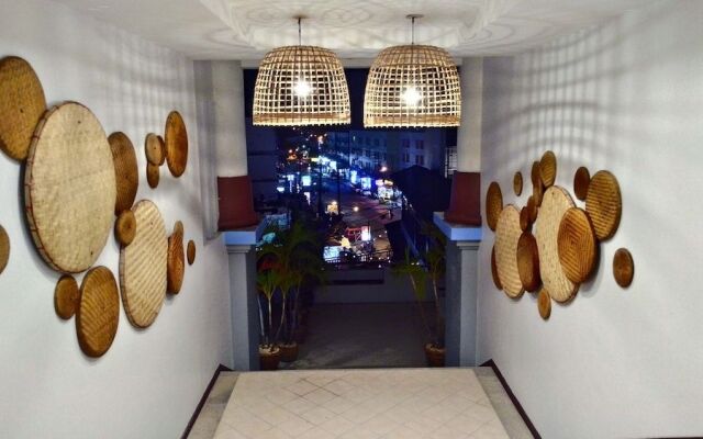 Bodega Phuket Party Resort - Adults Only