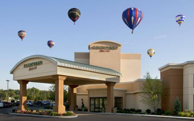Courtyard by Marriott Canton