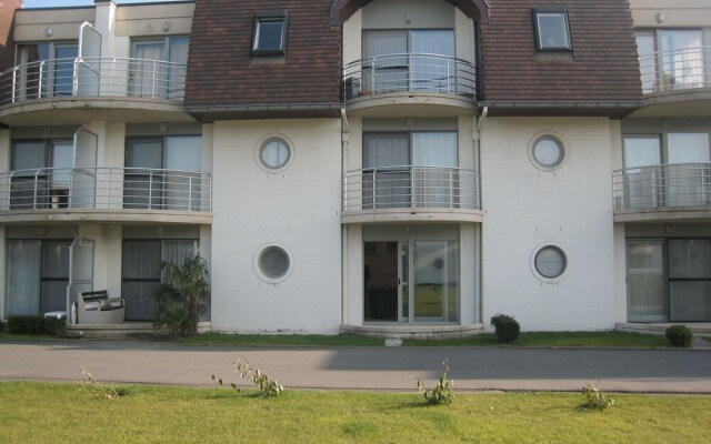 Cozy Apartment Near Oostende in Bredene