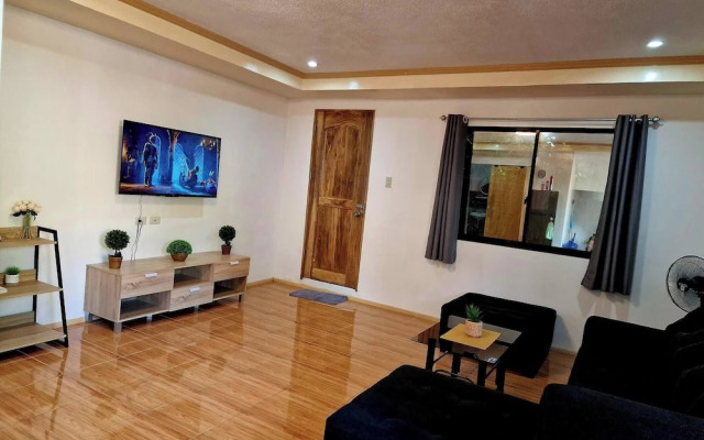 3 Bedrooms 2 Storey House!