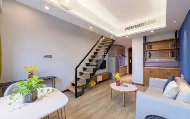 Nanxing holiday hotel (Mount Emei tourist center, Emeishan high-speed railway station)