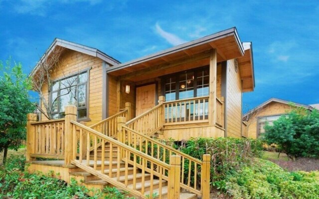 Phoenix Hotspring Resort