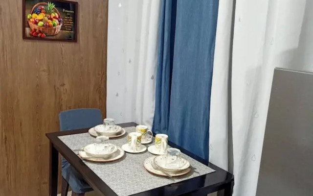 Len's Den - Flat in Pasay City Mall of Asia Manila