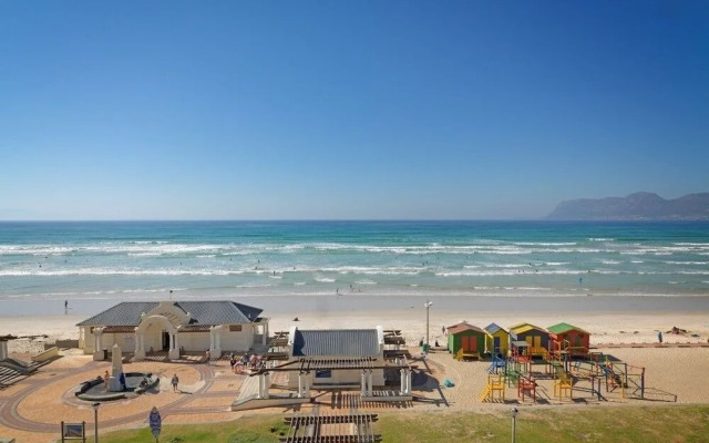 Luxury Self Catering Accommodation at Muizenberg East Beaches