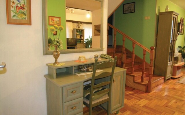 Beautiful Home in Iwonicz Zdrój With 5 Bedrooms and Internet