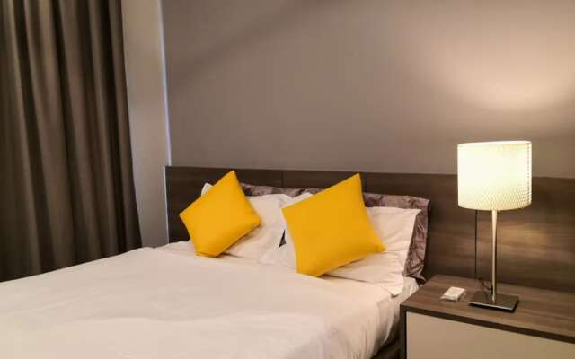 Mu Windmill 360 Skypool Superior Suite