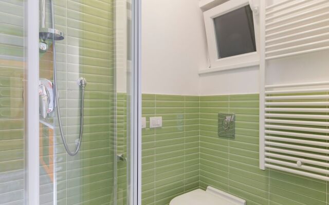 Graceful Holiday Home in Magliolo With Swimming Pool