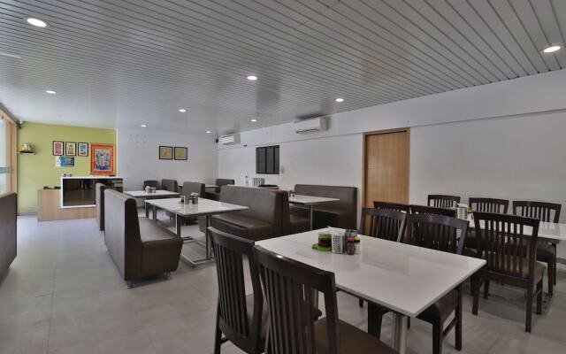 OYO Townhouse 27926 Sector 66 Noida