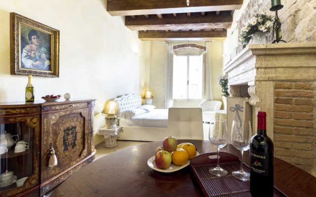 Signoria honeymoon apartment