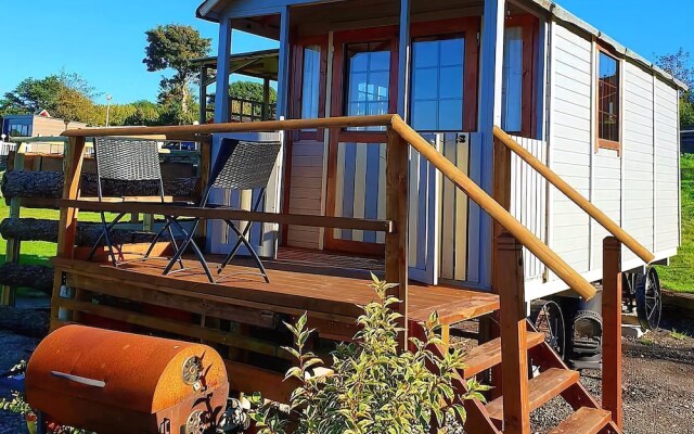 Pine Green Valley Glamping Park