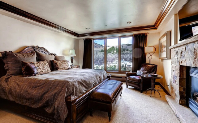 The Pines 412