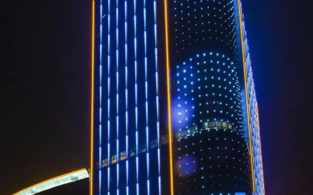 Prince Peninsula Hotel