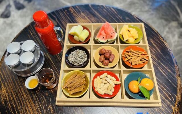 Xiang Ming Li She Tea Culture Theme Hotel