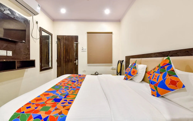 FabHotel Golden Leaf Mansarover