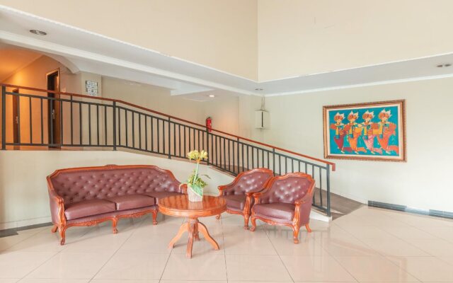 OYO Flagship 2131 Hotel Binong