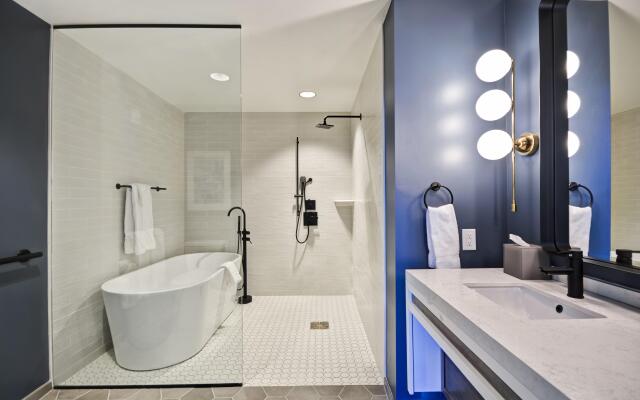 Hotel Indigo Kansas City - The Crossroads by IHG